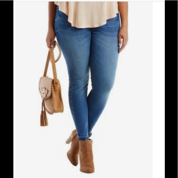 refuge Denim - Super Cute Refuge Released Hem Skinny Jeans💕